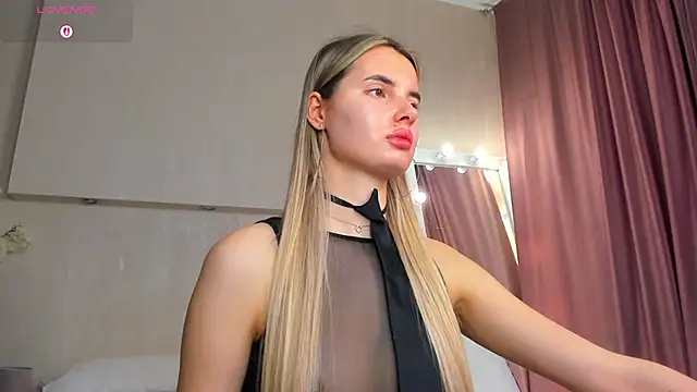 Erika_Carpenter webcam