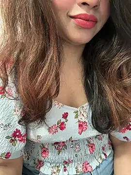 riya_sharma11 webcam