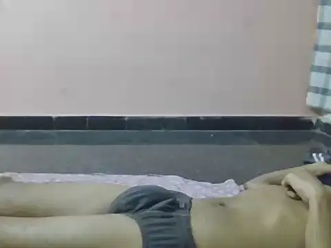 itsmemadhu2019 webcam