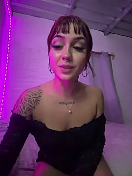 Tori_Scarlett webcam