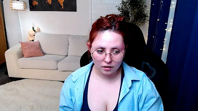 Hennessy_bunny webcam