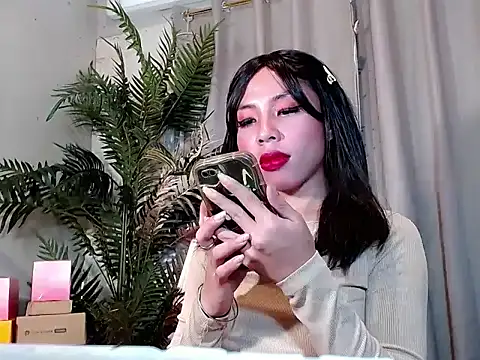 AsianTrixxx webcam