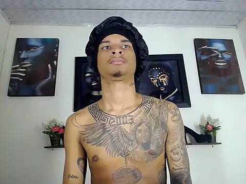 Tatoo_Noah webcam