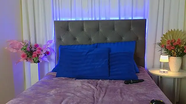 Ariana_Petite webcam