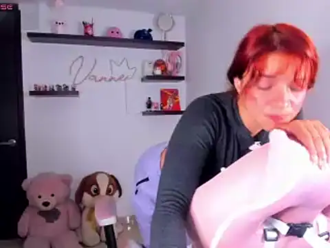 Vannessa__Shy webcam