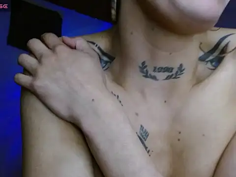 scarlett_crastrawberry - Scarlett_crastrawberry's free webcam - UK Sex Cams