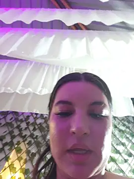 pretty_julieta - Pretty_Julieta's free webcam - UK Sex Cams