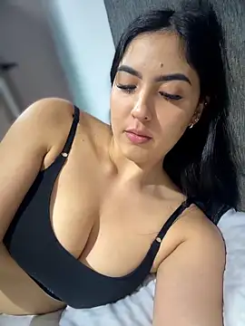 Sofia_Collins- webcam