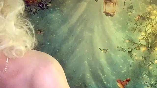 Blondie_the_librarian webcam