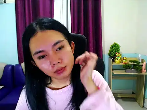 devine_goddess webcam