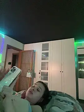 just-lilly - Just-Lilly's free webcam - UK Sex Cams