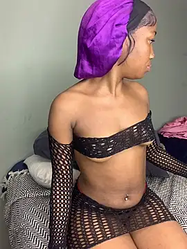 Petite_BUNNYWORXXX webcam