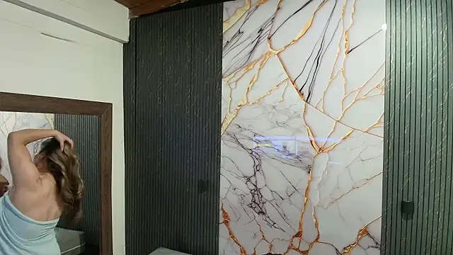 big_tits_in_your_face webcam