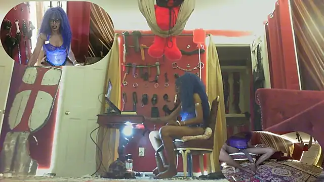 TheMississippiMadame webcam