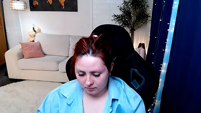 Hennessy_bunny webcam