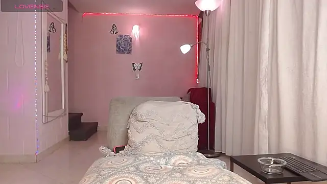 Katalina_Rosee webcam