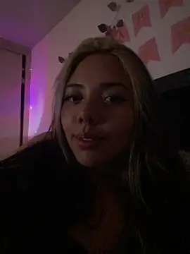 Paulette_Blanche webcam