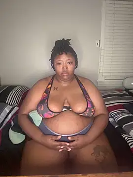 Chocolatebunnyxx96 webcam