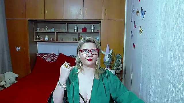 LucilleFenlys webcam