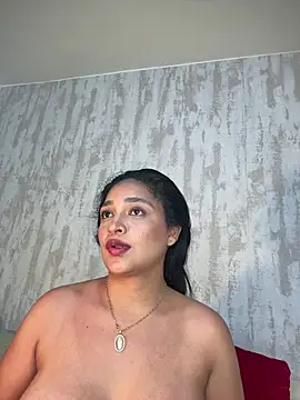 AdeleGray live sex cam