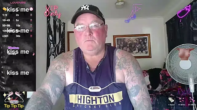 Preview of kinkyblueyes69