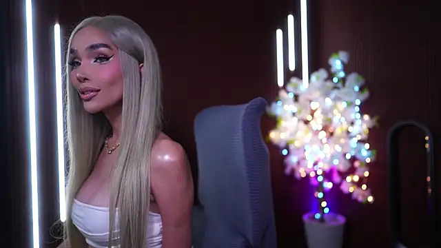 xxforyoureyesonlyxx webcam