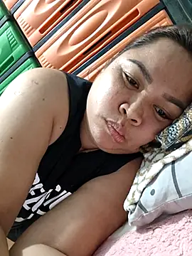 Sweetlorie_83 webcam