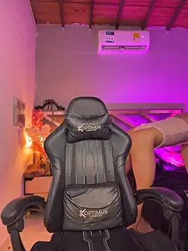 Cherry_zayden_ webcam