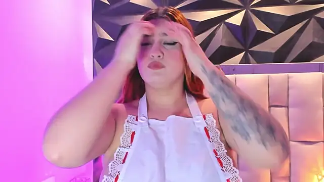 megan_whitee__ webcam