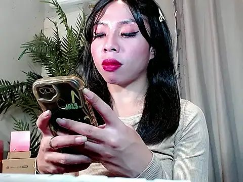 asiantrixxx - AsianTrixxx's free webcam - UK Sex Cams