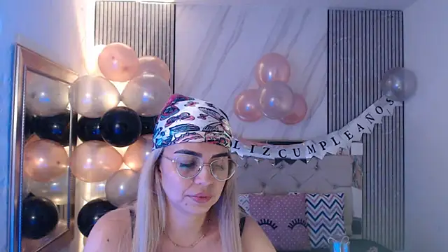 ashley__tylor - Ashley__tylor's free webcam - UK Sex Cams