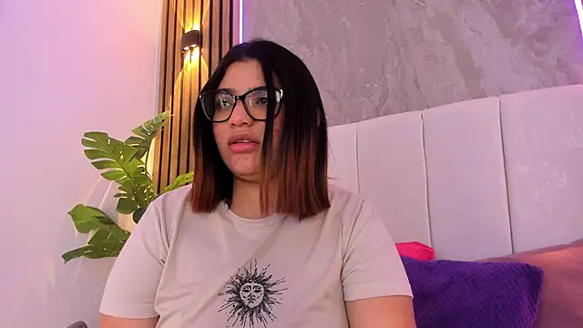 Carlotta_de_velour webcam