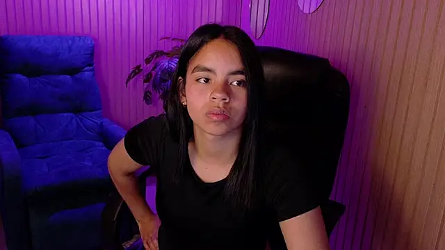 sofiamante_ - SofiaMante_'s free webcam - UK Sex Cams