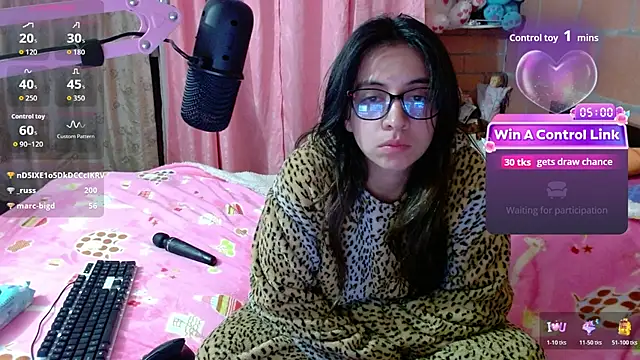 maggie_fox3 - Maggie_Fox3's free webcam - UK Sex Cams