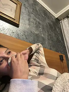 kinky_mila@xh webcam