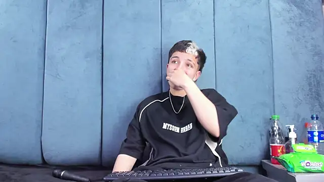 Megan_Thompson_ webcam