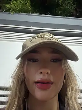 arianavillada (F young) - Spank hard ur big ass 🥵🔥