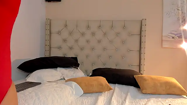 vanesasexyhot21 webcam