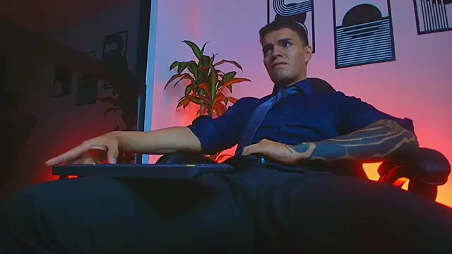 ALPHA_DOMINUS_ webcam