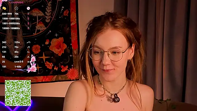 lyra_thenymph webcam