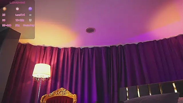 EmpressDesires webcam