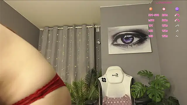 megany (F young) - fingering pussy ;)