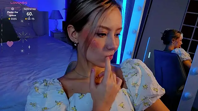 lummina - LumMina's free webcam - UK Sex Cams