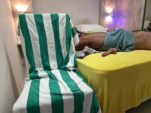 CasadoLutadorBigStuds webcam