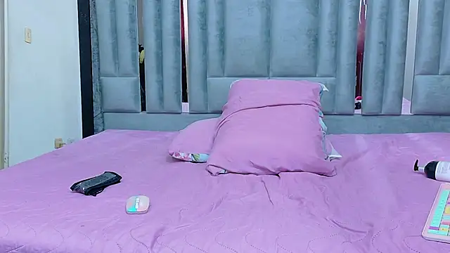 shyblacksweetiee webcam