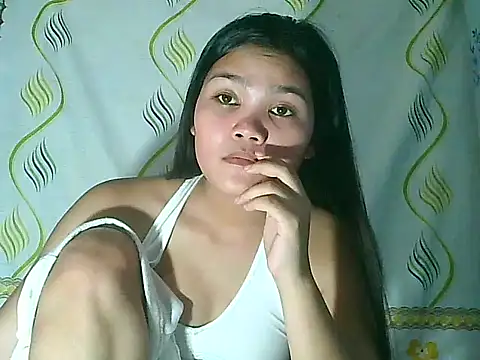 PinaySkinnyJust18 webcam