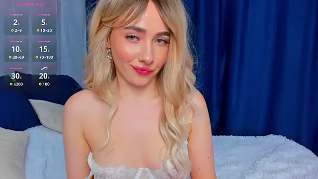 Aria_Montclair webcam