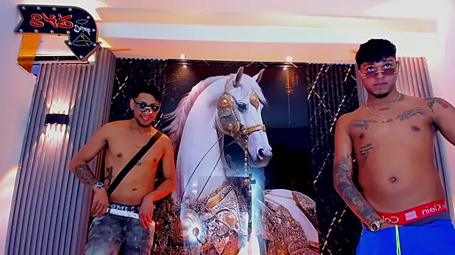 the_knights_of_the_night_ webcam