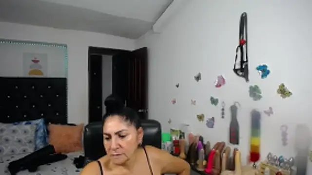 mature_bigboobs10 webcam