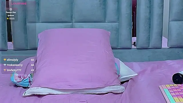 shyblacksweetiee webcam